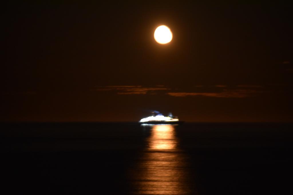 Les Cabines Sur Mer Cap-des-Rosiers Exteriér fotografie